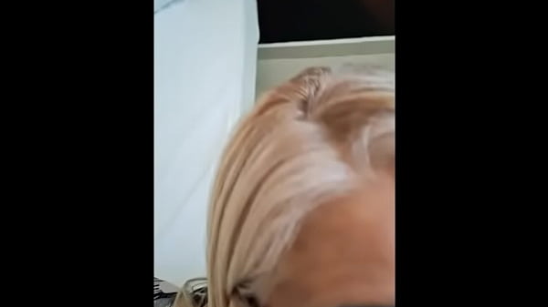 Encontro com f&atilde; no motel marca comigo tambem quero sentar no seu cacete e fazer vc gozar na minha boca 