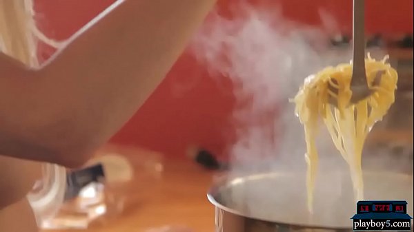 Perfect MILF blonde from Houston Texas in_a hot shoot