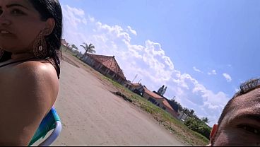 Esposa Sem Calcinha E Plug Anal Gigante Na Praia E Mercado - Exibicionismo Perverso thumbnail