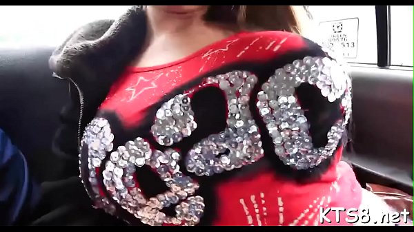 Hawt ladyboy acquires roughly stuffed 