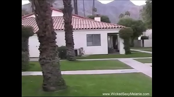 Housewife Gets Fucked When Hubby Is At Work 