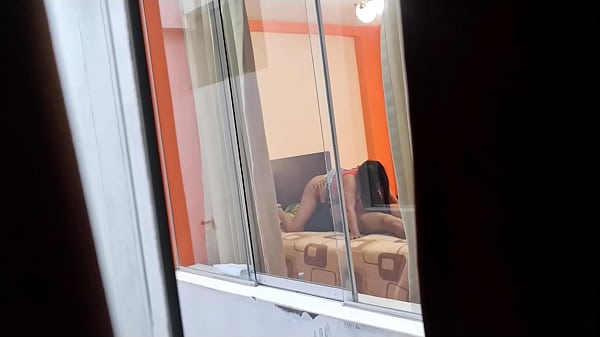 mi vecina colombiana follando con su novio voyeur