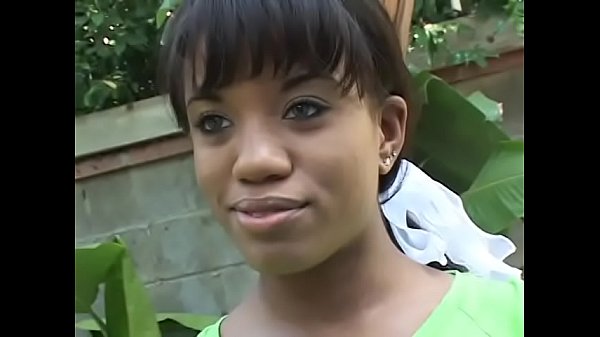 Play MP4 - Ebony bitch Sidney with juicy tits hardcore fucking a black dick on the sofa