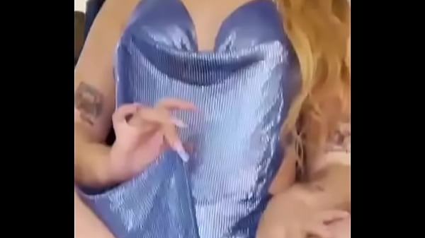 Culona pide dinero todos los dias 