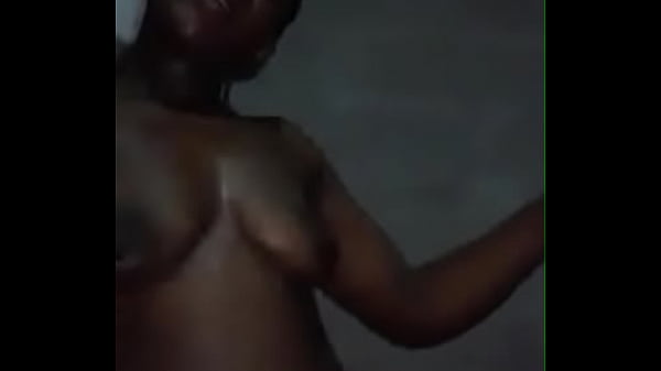 Play MP4 - Anita tanzanian lady showing off her pussy