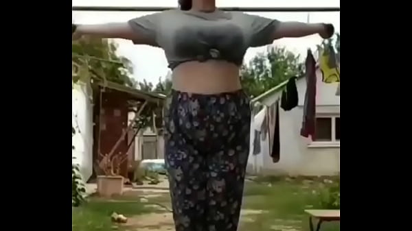 Bouncing boobs stunning workout in home ground