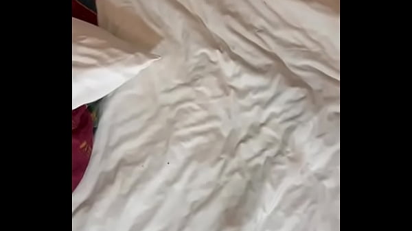 Nonton Sexy Thick Swallows Markuz's Cum And Makes Funny A Face thumbnail