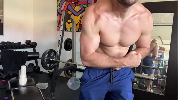 Solo From Alpha Pornstar Shows You What His Hole Looks Like thumbnail