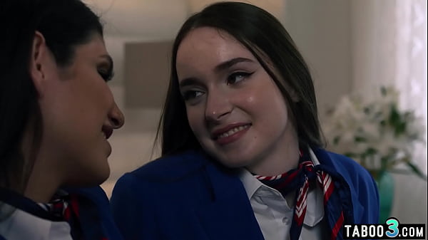 Play MP4 - Latina tranny Zariah Aura fucked a big boobed flight attendants hairy pussy