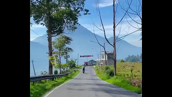 Nonton Berikut Berikut thumbnail