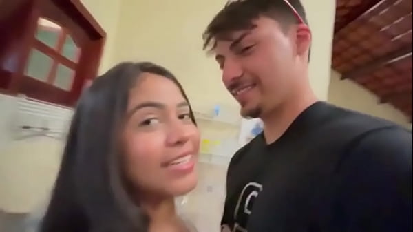 Acesse analdomal.com.br para ver o v&iacute;deo sem tarja 