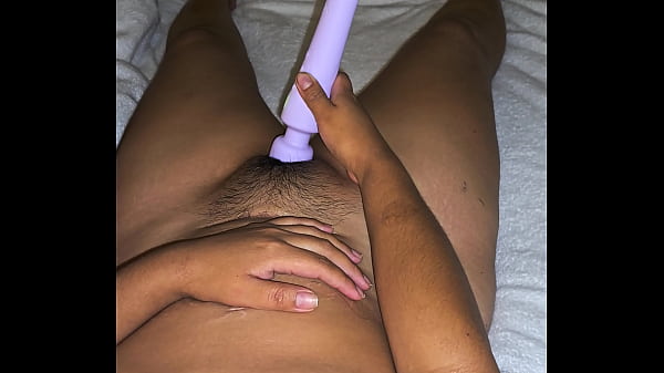 Wife gives head while playing with pussy 
