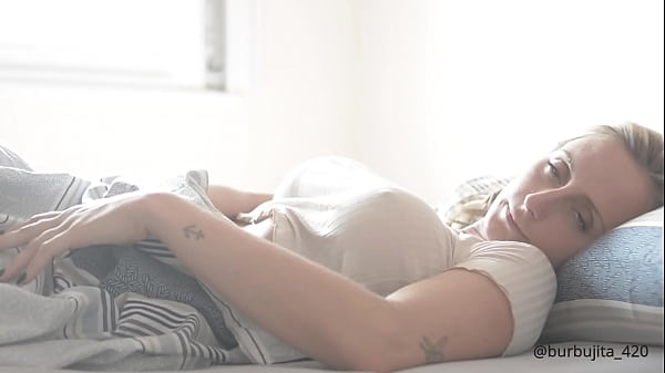 Play MP4 - Burbujita Remoloneando