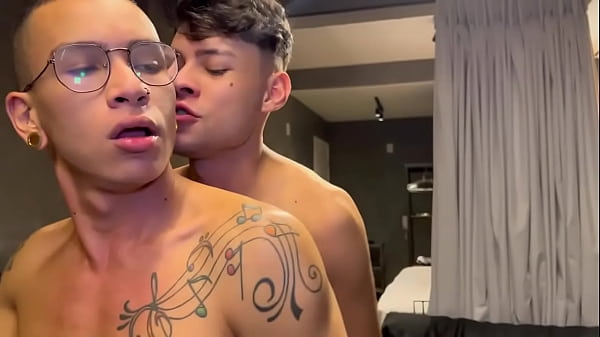 Amigos De Verdade Fodem Sem Capa thumbnail