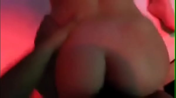 Play MP4 - " obrigada por comer o meu cu "