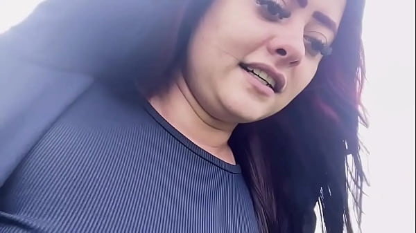 Novinho me fodeu na praia e quase que os turistas pegam n&oacute;s no flagrante 