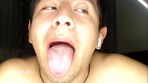 Play MP4 - A journey into the mouth and tongue fetish