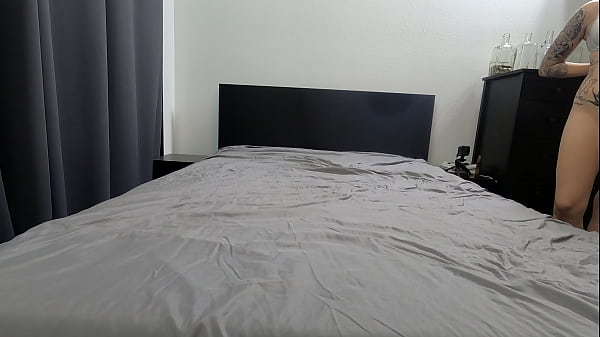 Nonton Horny Teen Gets A Dose Of Dick thumbnail