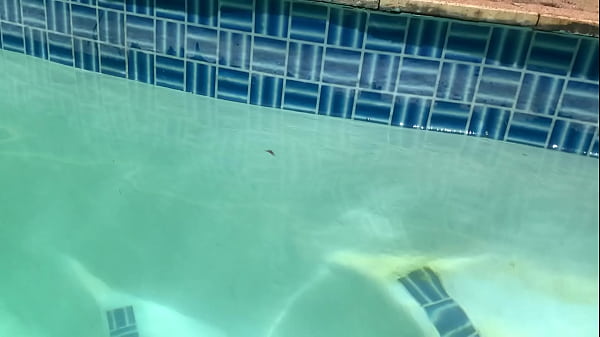 Nonton Underwater Creampie And Dildo In Pussy thumbnail