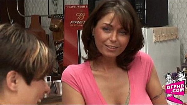 Girls having fun 0114 