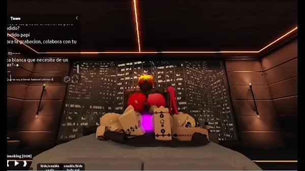 Dos perras blancas convertidas en contenedores de esperma BBC