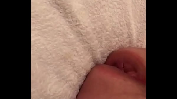 Play MP4 - erst gepumpt dann dildo