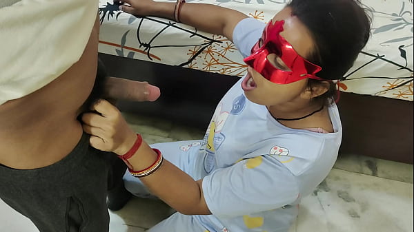 घर अकेले फिर सौतेलीदीदी को रात भर चोद_कर खुशकिया