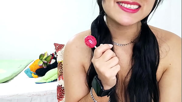 Nonton Chica Se Masturba El Co&ntilde;o A Trav&eacute;s De Las Bragas thumbnail