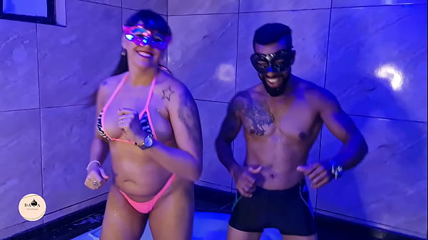 Banheira Do Gugu O Melhor Da Putaria Brasileira thumbnail