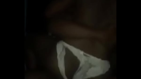 Foda selvagem até rasgar a minha cuecade renda