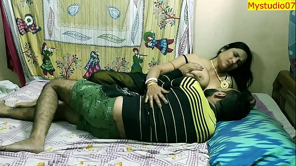 Play MP4 - Desi xxx randi bhabhi hot sex with jobless Devor&excl; Real sex with clear hindi audio