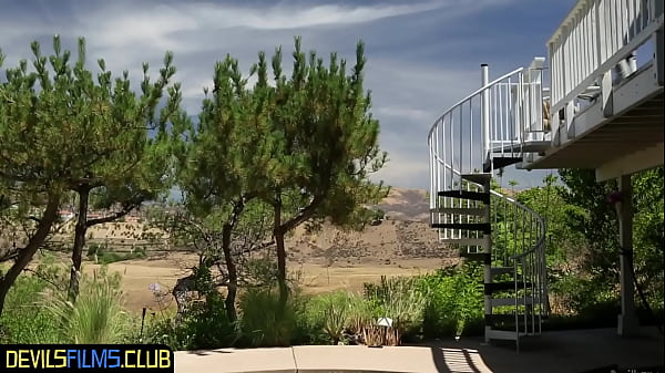 Cheating housewife riding hardcock