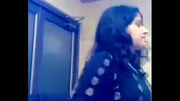 Comsats University MMS Scandal Leaked Video_at Hostel Room