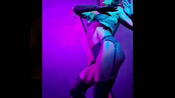 Veronna incendeia a noite no dominatrix augusta 