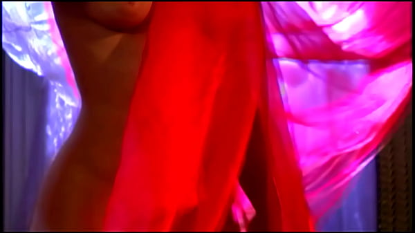 Sydnee capri eats cum 