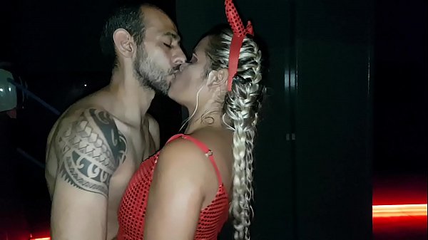 Conheci Um Homem Do Oriente Medio Do Pau Grande thumbnail