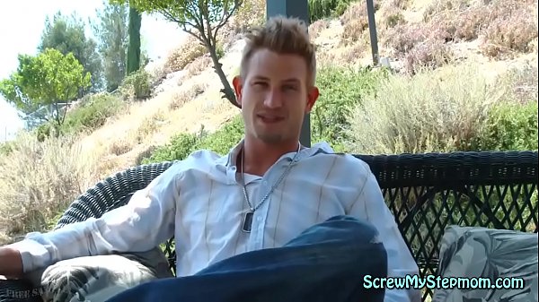 Busty blonde milfs pierced pussy 