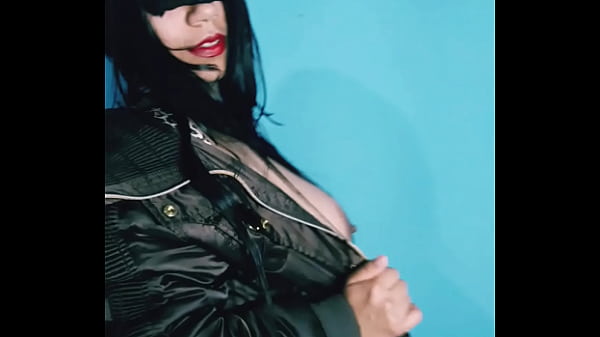 Play MP4 - Sem vergonha exibida karen khalifa oficial