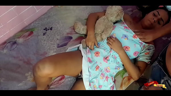 Play MP4 - chupei meu padrasto e pedi no meu cuzinho