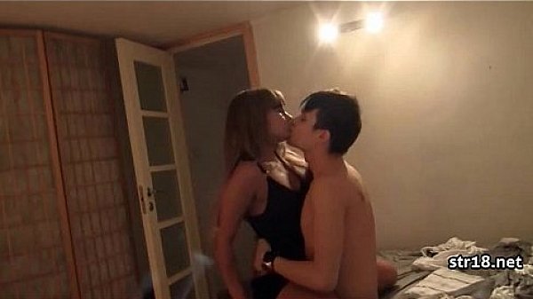 Nonton Teen Slut Enjoys Hardcore Dp! thumbnail