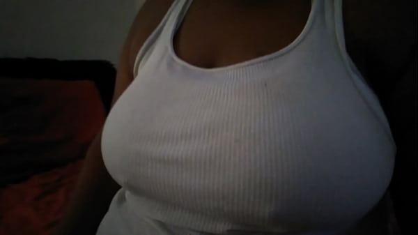 Nonton Tayterthot Sucking On Them Tig Ole Bitties thumbnail