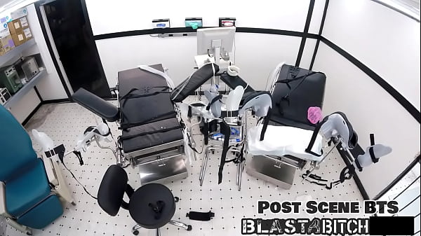 Step sisters get their pussies blasted with cum 