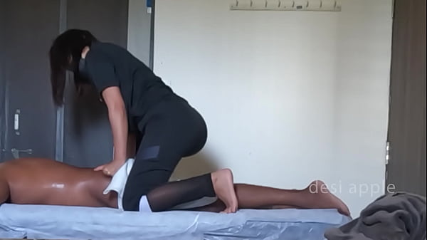 Spa Lady Got Tempted After Seeing Cock thumbnail