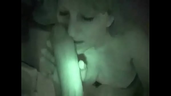 Play MP4 - Milf impressed by a dick