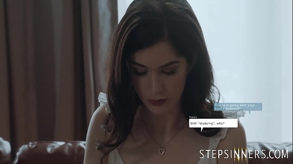 The Trap StepNiece Fucks Under Orders EvelynClaire