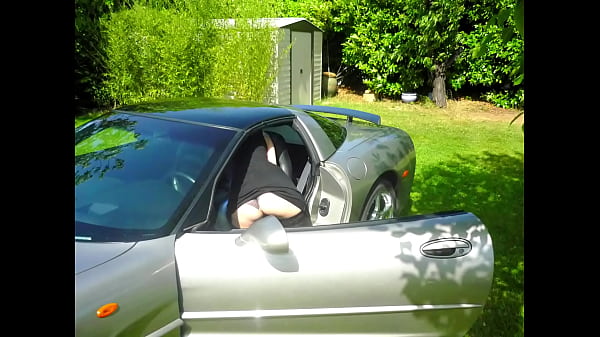 Coucou mon ch&eacute;ri,Envie de su mes aventures coquines de petite chienne ... 