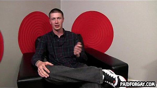 Straight amateur hunk tugs on his hard cock for cash 