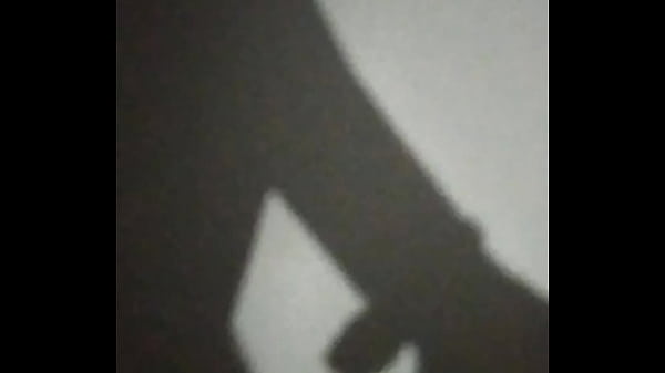 Nonton Chica De Rulos Graba Su Sombra Al Cachar thumbnail