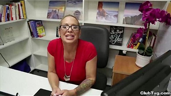 clubtug-Horny lady POV handjob 