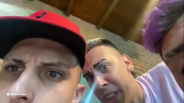 Trio con adolecente modelo y su hermana de 18 